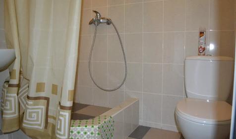 Трехместный номер. Гостиничный дом Домик у реки, п. Архипо-Осиповка