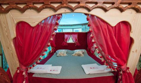 Люкс Царские палаты. Отель Жар-птица, г. Геленджик