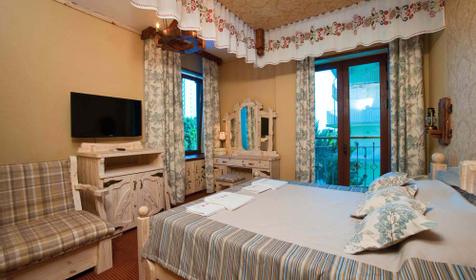 Семейный Супружеские палаты. Отель Жар-птица, г. Геленджик