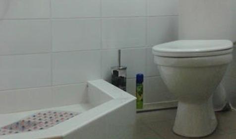 Санузел двухкомнатного номера, гостевой дом Абсолют на Школьной, г. Анапа, ст. Благовещенская