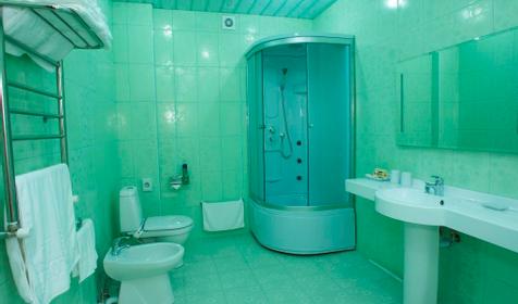 Ванная комната. Люкс-Фэмили. Отель Чеботаревъ, г. Сочи