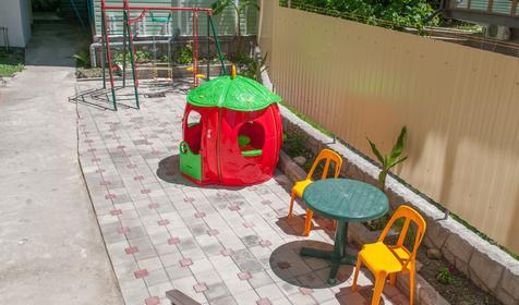 детская площадка, Гостевой дом Агава, г. Сочи, п. Лазаревское