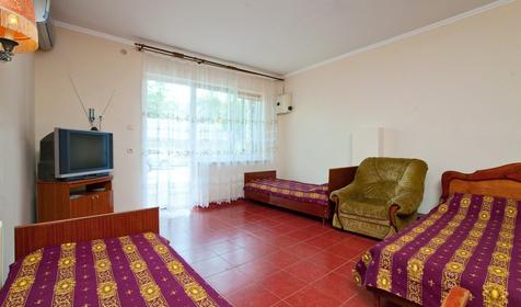 Четырехместный номер ПК. Гостевой дом Зеленый дворик, Туапсинский район, п. Агой