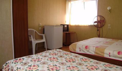 Трехместный номер Эконом. Гостевой дом Под соснами, Туапсинский район, п. Джубга