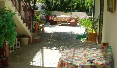 Территория. Гостевой дом Анжелика, г. Сочи, Лазаревский район, п. Лазаревское