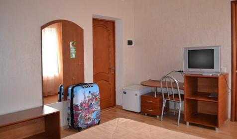 Двухместный номер. Гостевой дом Золотой каштан, г. Геленджик, с. Архипо-Осиповка