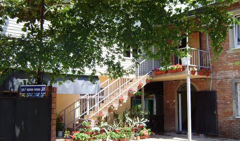 Гостевой дом Карина. Туапсе. Дедеркой