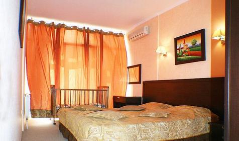 Люкс трехкомнатный. Гостевой комплекс Марина, г. Анапа, п. Витязево