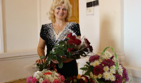 Композитор и исполнительница песен Елена Паршина