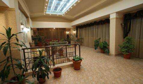 Зимний сад. Отель Старинный Таллин, г. Анапа
