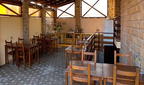 Территория. Гостевой дом Альпина, г. Геленджик, с. Дивноморское