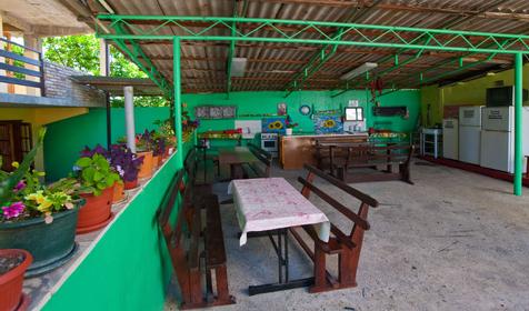 Летняя кухня. Гостевой дом Встреча, г. Сочи, Лазаревский район, п. Лоо