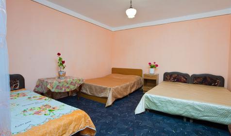 Четырехместный номер. Гостевой дом Встреча, г. Сочи, Лазаревский район, п. Лоо