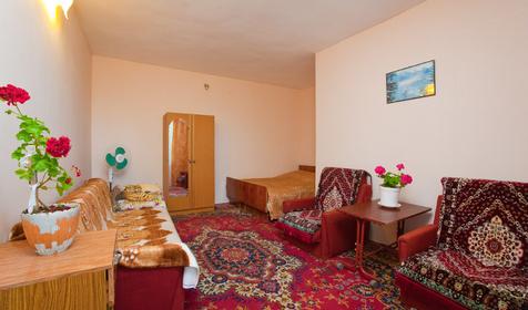 Пятиместный номер. Гостевой дом Встреча, г. Сочи, Лазаревский район, п. Лоо