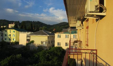 Трехместный люкс. Гостевой дом Лидия, г. Сочи, Адлерский район