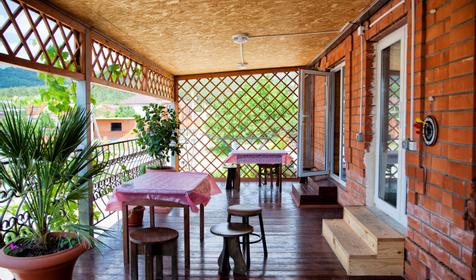 Двухкомнатный номер. Гостевой дом Теремок, г. Геленджик, с. Кабардинка