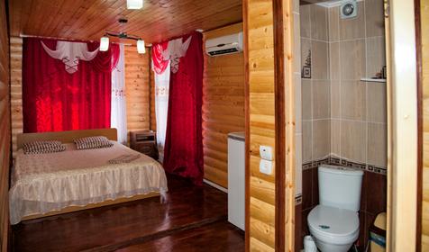 Двухместный люкс (мансарда). Гостевой дом Теремок, г. Геленджик, с. Кабардинка