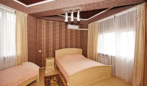 Трехместный номер. Гостиничный комплекс Эмили. Туапсинский р-н, п. Джубга