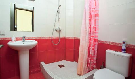 Двухместный стандарт. Гостиница Камелот, г. Геленджик, с. Кабардинка