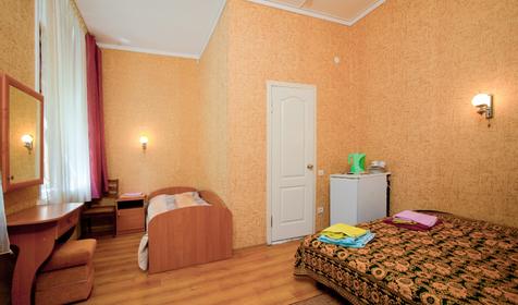 Номер трехместный. Гостиница Южная звезда, г. Геленджик