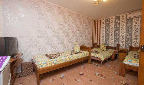 Трехместный номер. Гостевой дом по ул. Кати Соловьяновой 26, г. Анапа