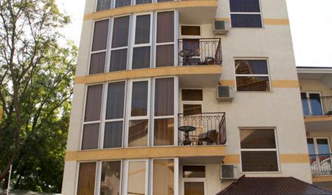 Фасад, отель Виктория, Геленджик