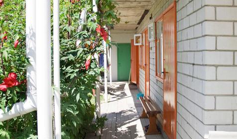 1 этаж. Частная мини-гостиница по ул. Строителей, 31, г. Анапа, п. Сукко