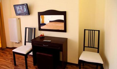 Апартаменты (люкс 3-местный), отель Виктория, Геленджик