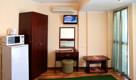 Стандарт с ванной джакузи (полулюкс), отель Виктория, Геленджик