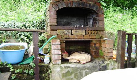 Мангал, гостевой дом Катюша, г. Туапсе, п. Дедеркой