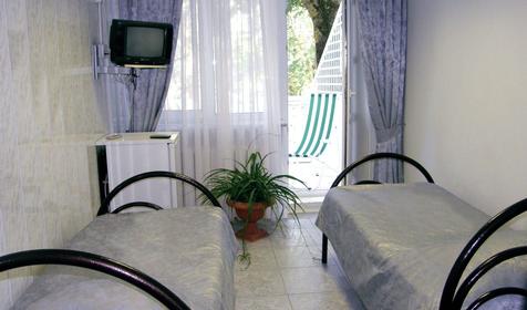 Номер 2-й категории однокомнатный. Пансионат Энергетик, г. Геленджик, с. Дивноморское