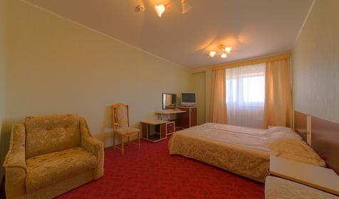 Номер Полулюкс Дабл. Отель Red Hotel, г. Анапа