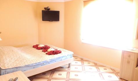 Трехместный комфорт. Коттеджи «Янтарь-Сервис», Темрюкский р-н, п. Веселовка