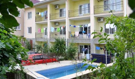 Бассейн, гостевой дом Архос, г. Геленджик, с. Архипо-Осиповка