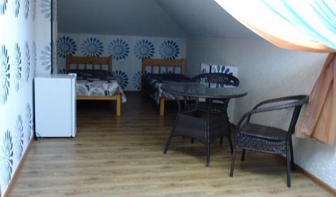 Люкс "Париж". Гостевой дом "Три сына", г. Анапа