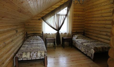 Однокомнатный двухместный стандарт. Гостевой дом "Рябиновые бусы", Майкопский р-н, п. Каменномостский