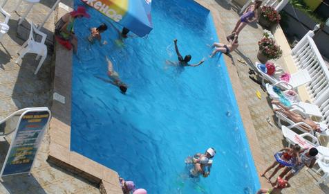 Бассейн. Гстиница Лето, Туапсинский район, с. Лермонтово