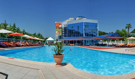 Открытый бассейн. Курортный комплекс Гамма, Туапсинский район, с. Ольгинка