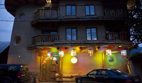 Гостевой дом British House, г. Сочи, Адлерский район, п. Красная Поляна