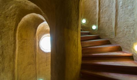 Лестница. Гостевой дом British House, г. Сочи, Адлерский район, п. Красная Поляна