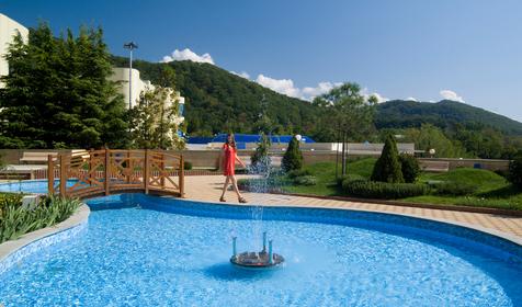 Территория. Курортный комплекс «Молния Ямал (главный корпус "Молния")», Туапсинский р-н, п. Небуг