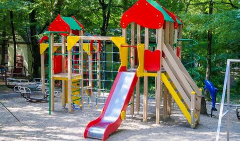 Детская площадка. База отдыха Inal Bay Гостиничный комплекс “Виктория”, Туапсинский р-н, бухта Инал