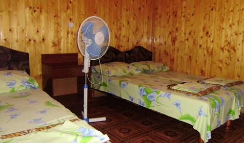 Трехместный эконом. Гостевой дом Анже-Лика, Туапсинский район, п. Лермонтово