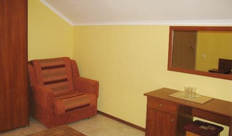 Двух-, трехместный стандарт с удобствами на блок. Гостевой дом Аквамарин, г. Геленджик