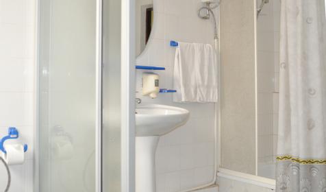 Двухместный бизнес улучшенный. Гостиница "Карамболь", г. Краснодар