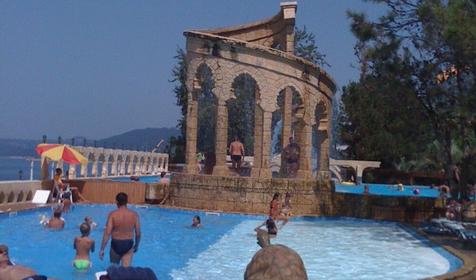 Бассейн пансионата. Мини-отель Домина, г. Сочи