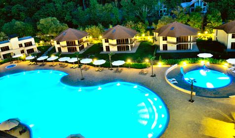 Вид на бассейн. Отель и СПА "Аквамарин", Туапсинский р-н, с. Пляхо