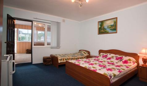 Люкс двухкомнатный. Гостиница Люкс, п. Ольгинка