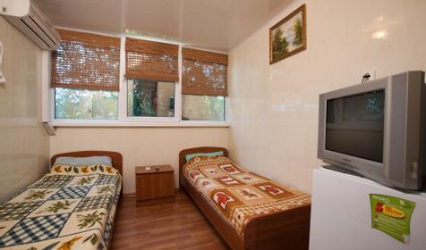 Эконом с удобствами на этаже. Гостиница Люкс, п. Ольгинка