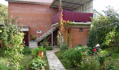 Фасад. по ул. Черноморская 23а, п. Ольгинка